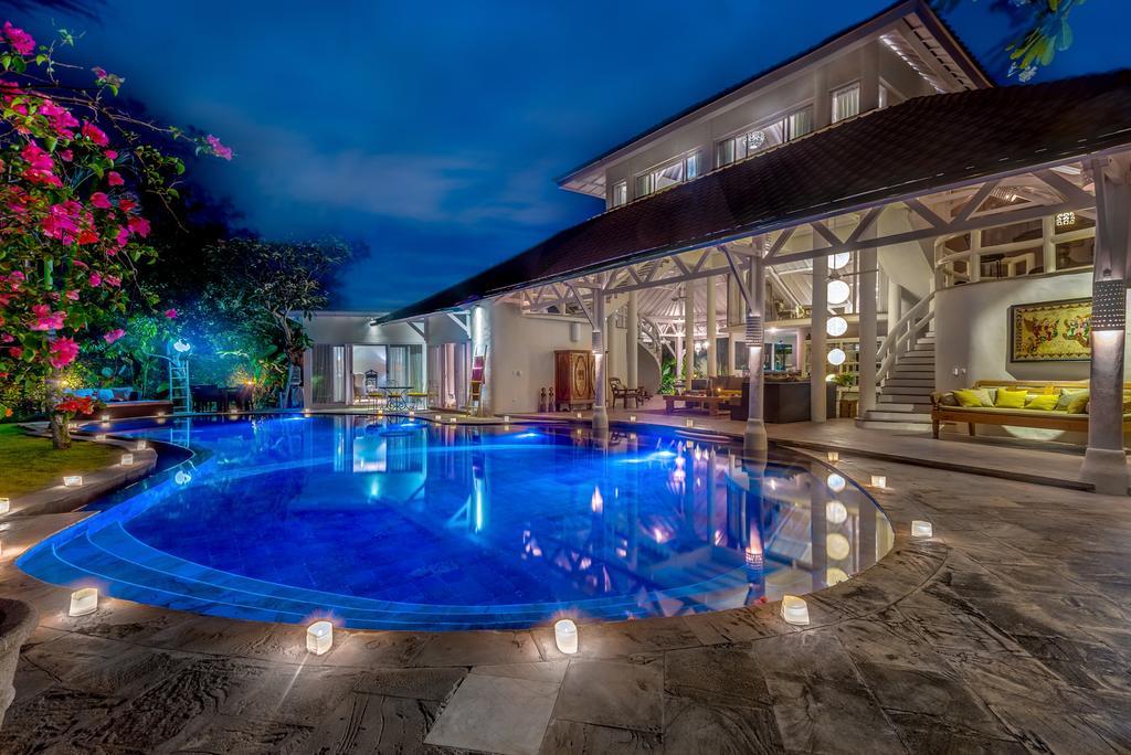 La Villa Oberoi Seminyak Exterior foto